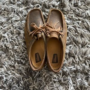 Women’s Clark originals wallabees dark brown